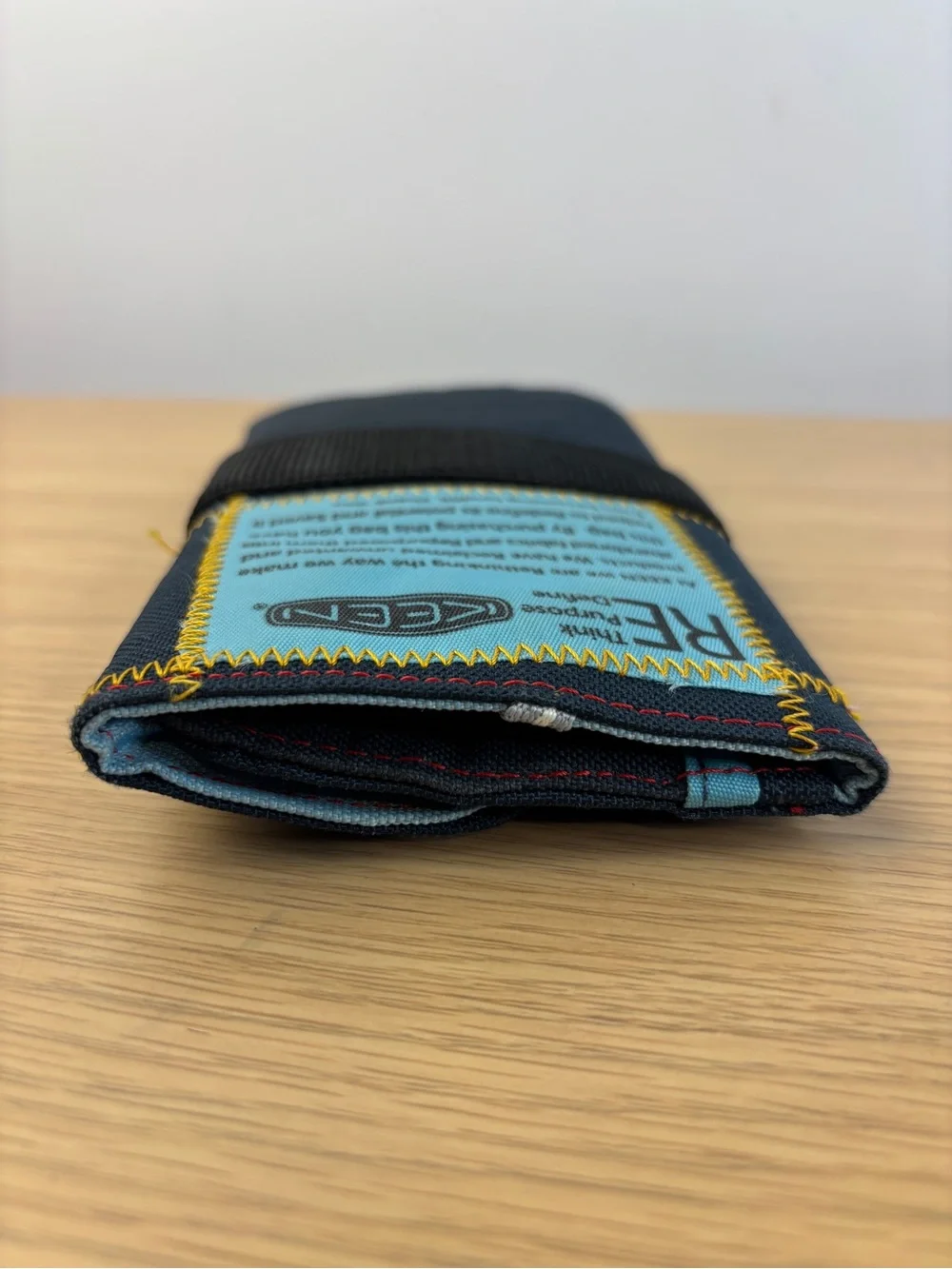 Vintage KEEN Hybrid Transport Division Navy/Black Trifold Wallet
